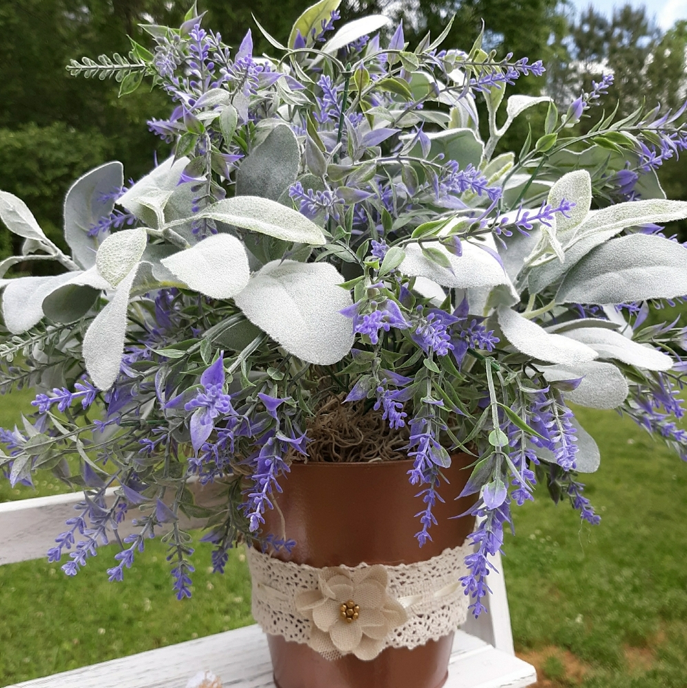Lavender floral arrangement
